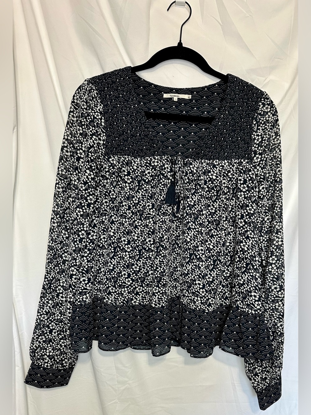 Tularosa Navy Harrison Floral Long Sleeve Ruffle Tie Blouse Small